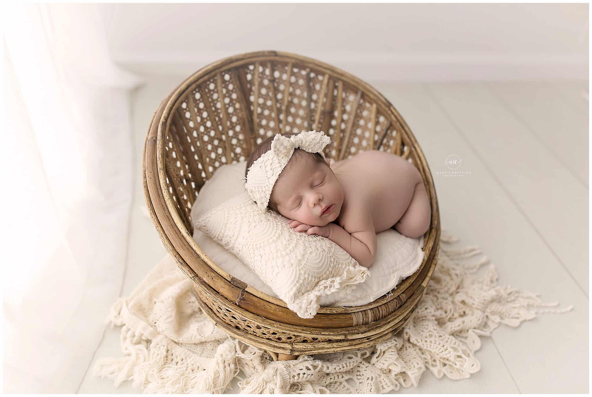 Cleveland Newborn Baby Photographer