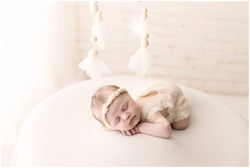 When to schedule newborn photos