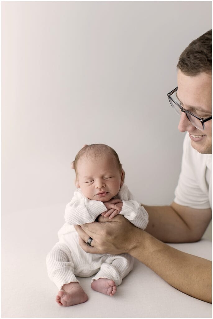 newborn photographer Cleveland Ohio