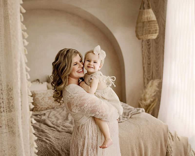 Emotional maternity session capturing connection and anticipation